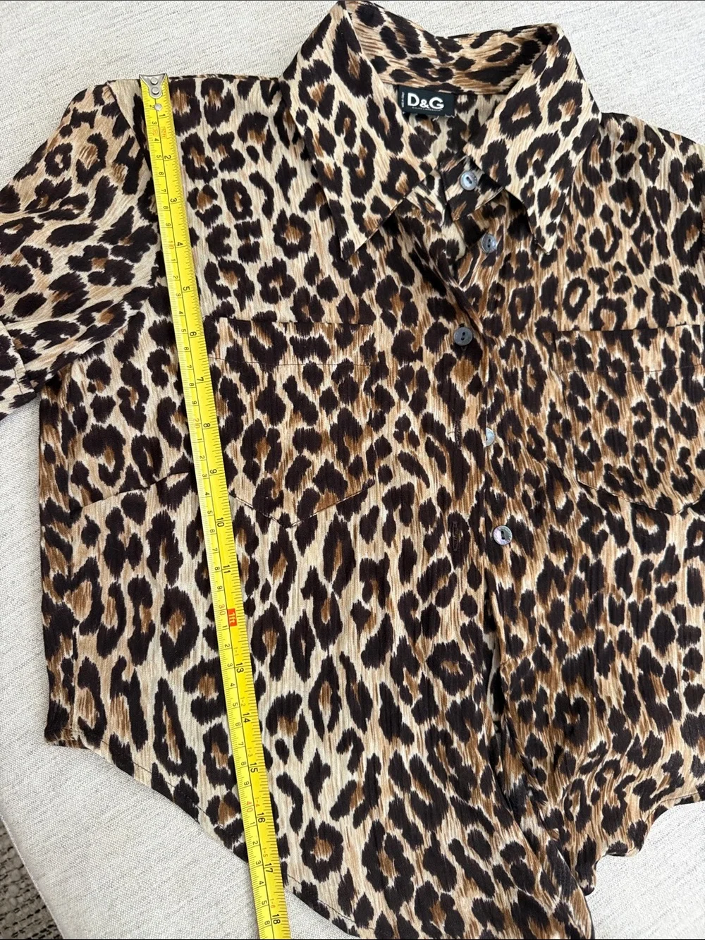 D&G Dolce & Gabbana Leopard Print Tie-Front Cropped Button-Down Shirt